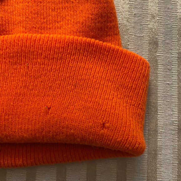 ALFACT BEANIE ORANGE PRE OWNED - Picture 2 of 3